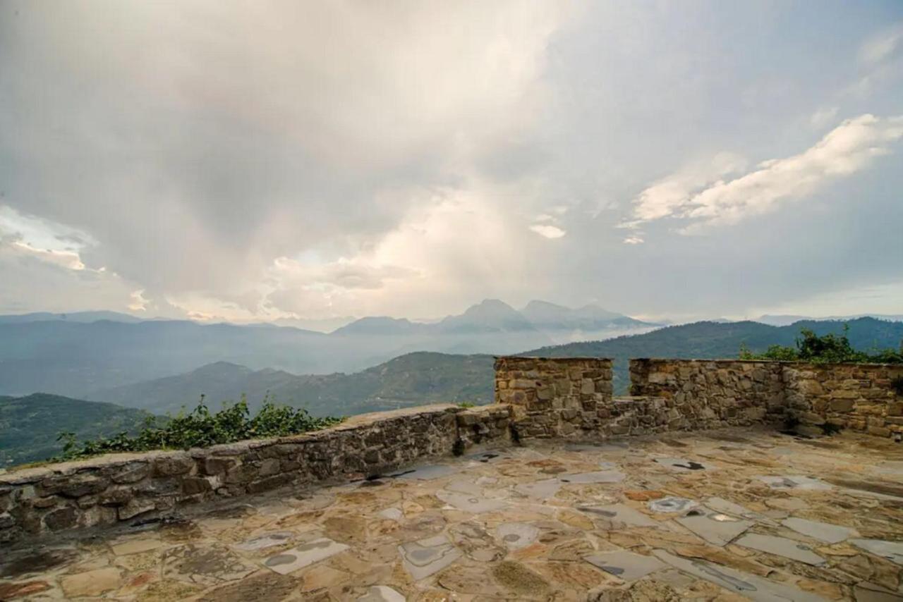 Lovers' Nest Baiardo Εξωτερικό φωτογραφία